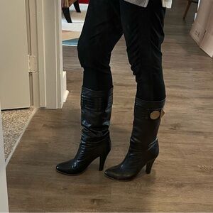 Marc Jacob’s Black Mid-Calf Leather Heeled Boots